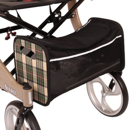 Zwarte tas voor de Drive Rollator Nitro, alleen beschikbaar voor zwarte rollator.