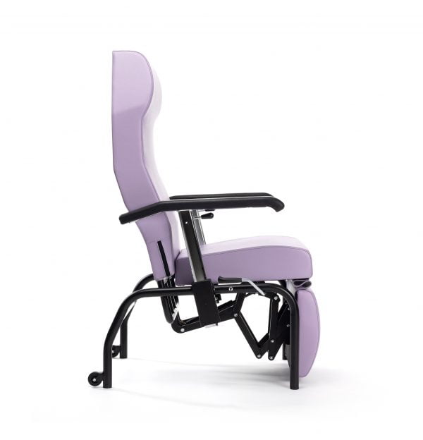 Normandie relaxstoel kleur lila bezien van zijzijde