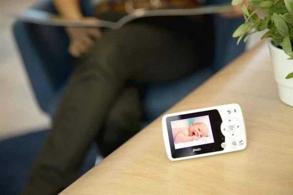 Alecto DVM 64 babyfoon met camera eenvoudig in de kamer