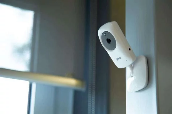 Alecto DVM 64 babyfoon met camera ook om op te hangen