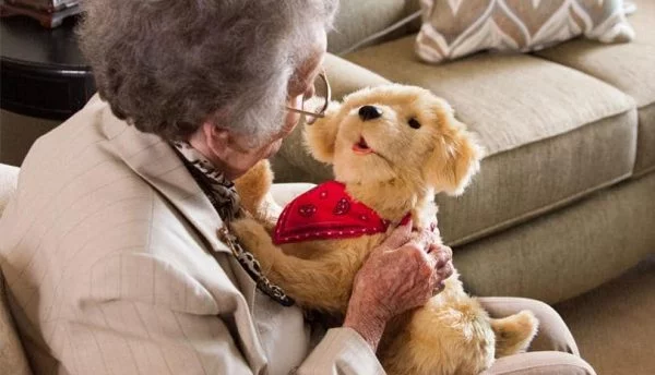 WINTERACTIE Interactieve puppy - hond ontwikkeld voor ouderen.
