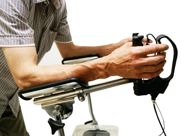Rollator cristallo2 merk Drive met zachte armschalen en haakse remmen