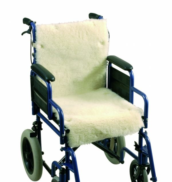 Schapenvacht voor rug en zitting rolstoel