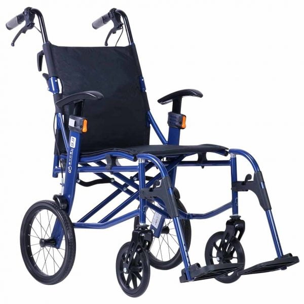 Excel ultra light 9.9 rolstoel in drie kleuren dit is de blauwe