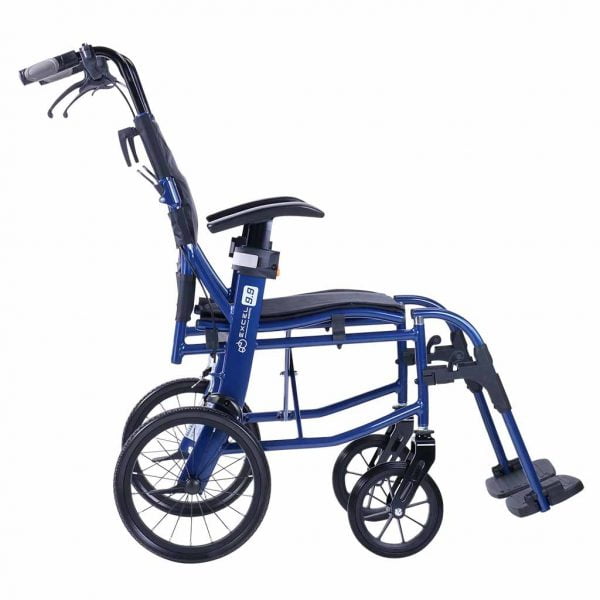 Excel ultra light 9.9 rolstoel in drie kleuren bekeken van de zijzijde in de kleur blauw