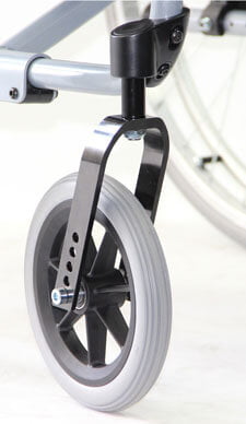 Icon 40 verstelbare lichtgewicht rolstoel van het merk Rehasense wiel ingezoomd