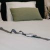 Snore breaker op bed van Thuiszorgwinkel.nl