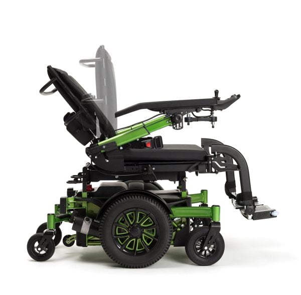 Elektrische Sigma rolstoel van het merk Vermeiren in de kleur groen rugleuning inklapbaar