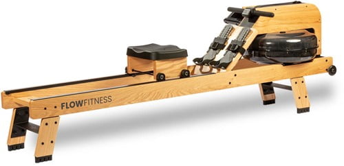 De Flow Fitness Eikenhouten Perform W9i waterroeier is voorzien van een uniek waterweerstandsysteem en is te combineren met wel 19 trainingsprogramma's. Naast waterweerstand maakt de roeitrainer ook gebruik van wrijvingsweerstand. De weerstand wordt automatisch toegevoegd en kunt u aanpassen met de knoppen op het handvat.