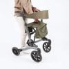 Rollator Vitility is dubbel opvouwbaar in de kleur forest green.