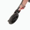 Rollator Vitility is dubbel opvouwbaar in de kleur forest green. detail wiel