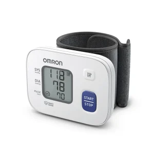 OMRON RS2 polsbloeddrukmeter met manchetpositiecontrole en digitaal display voor eenvoudige thuisbloeddrukmeting.