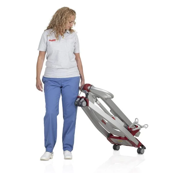 De Molift Smart 150 tillift van Etac is een zeer lichte tillift die geschikt is voor volwassenen en kinderen