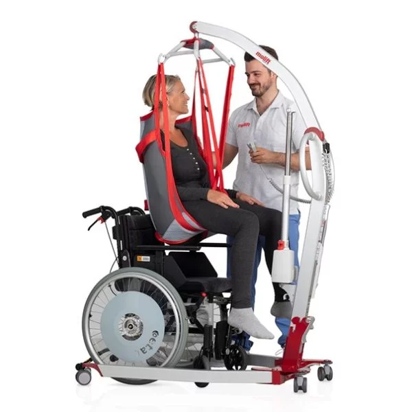De Molift Smart 150 tillift van Etac is een zeer lichte tillift die geschikt is voor volwassenen en kinderen
