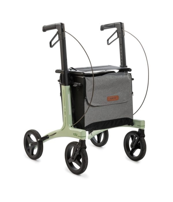 Rollz Air carbon rollator, driekwart zijaanzicht, lichtgroen frame met grijze tas, verstelbare handgrepen, 4 wielen.