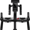 VirtuFit ETAPPE 2.0i indoor cycle stuur met trainingscomputer, multi‑grip stuur en tablet houder in close-up voor intensieve thuisworkouts.