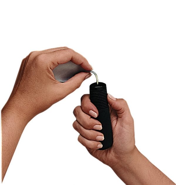Norco verzwaarde lepel met zwart verdikt handvat, waarbij de lepelhals met de hand in een hoek wordt gebogen.