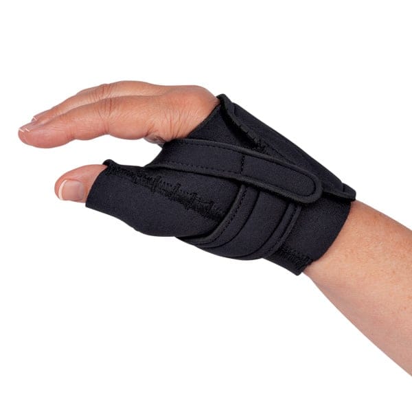 Comfort Cool duim CMC rustspalk links in zwart, met open vingers en stevige ondersteuning van duim en pols