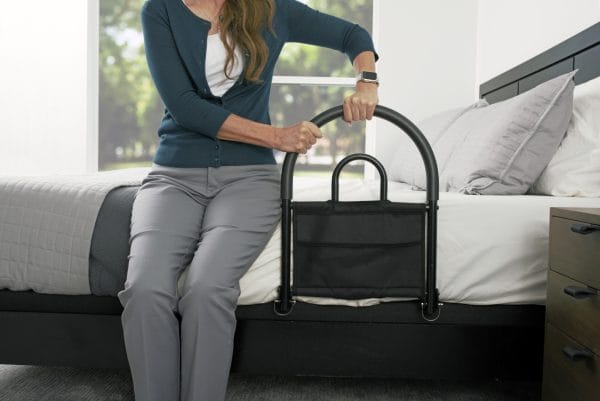 Bedsteun en greep voor in en uitstappen in bed