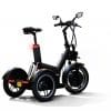 Joiny G100 elektrische driewieler in zwart met hoge zit en drie wielen voor stabiele mobiliteit en veilig manoeuvreren